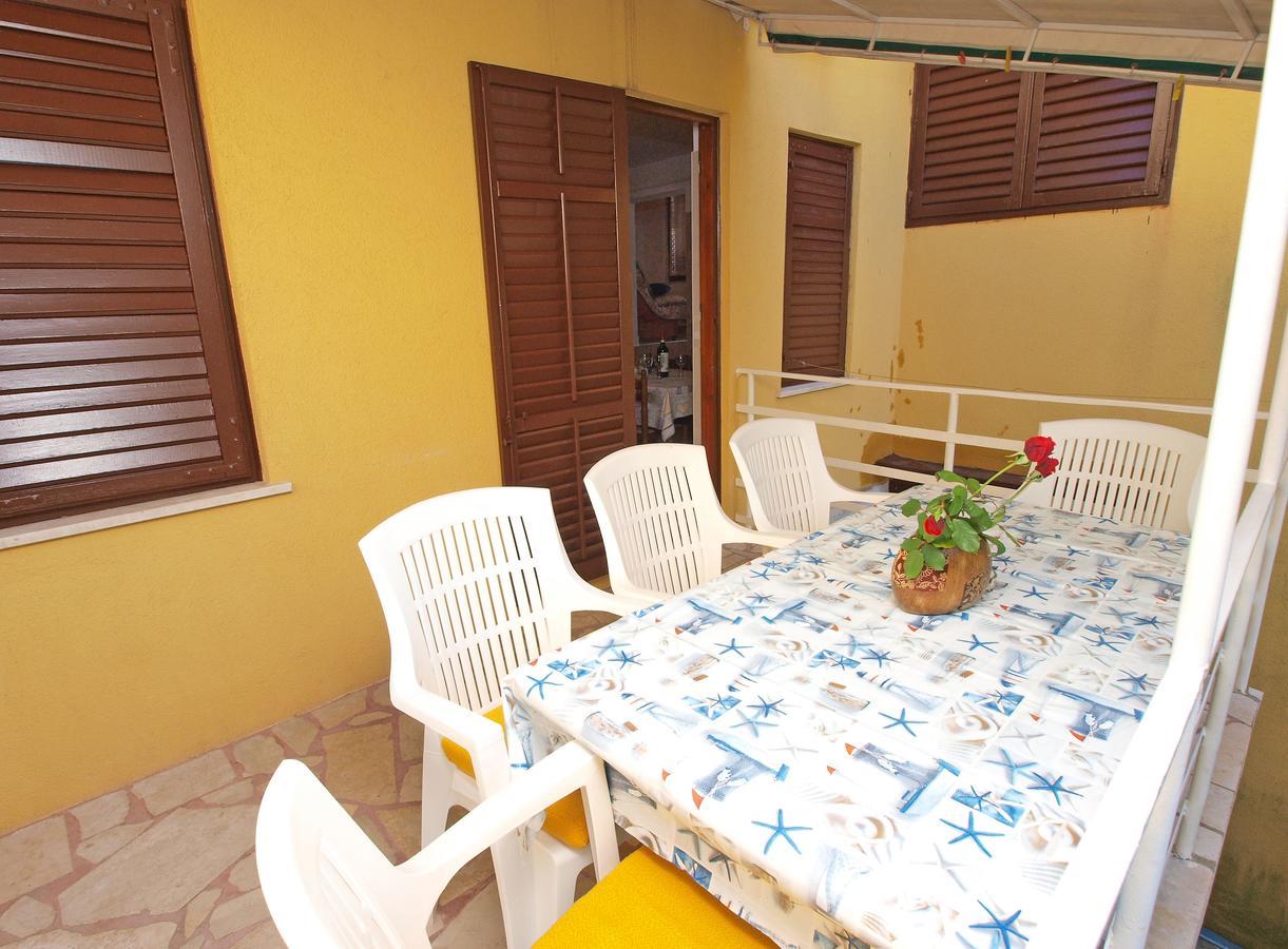 Apartments Boris 154 ราบัซ ภายนอก รูปภาพ